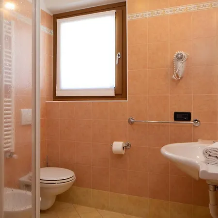 Hotel Sciatori 3*