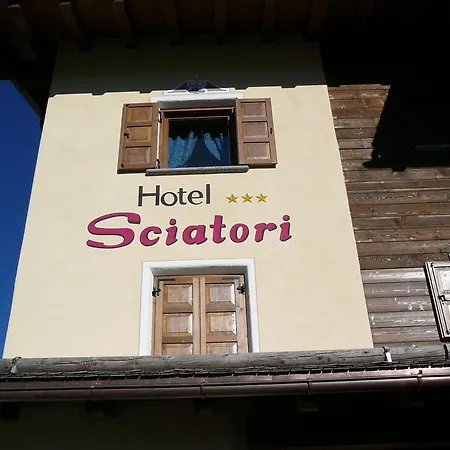 Sciatori
