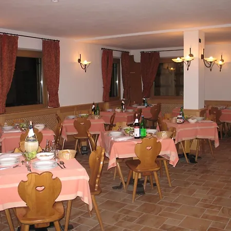 מלון Sciatori 3*