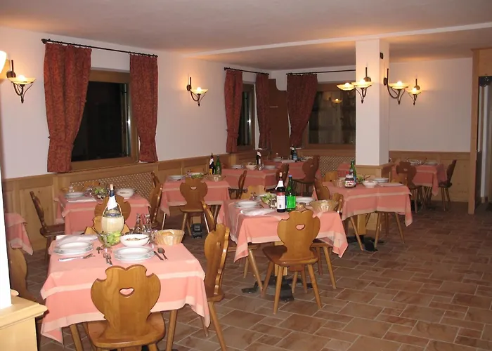 מלון Sciatori 3*